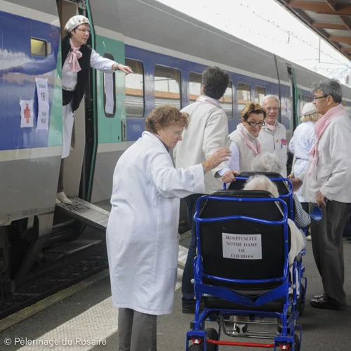 Pèlerinage du Rosaire à Lourdes : assistance en gare