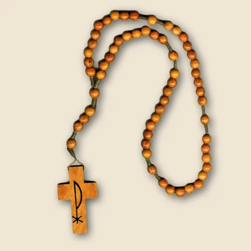 Chapelet en bois avec croix et symbole Chi Rho